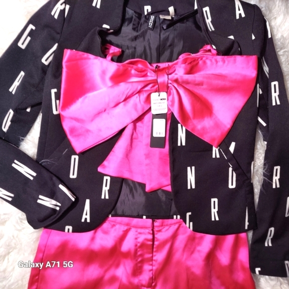 NWT Fashion Nova 2 piece Sienna Satin High Waist Wide leg Pant Bow Top Set 11/13 - Picture 8 of 15